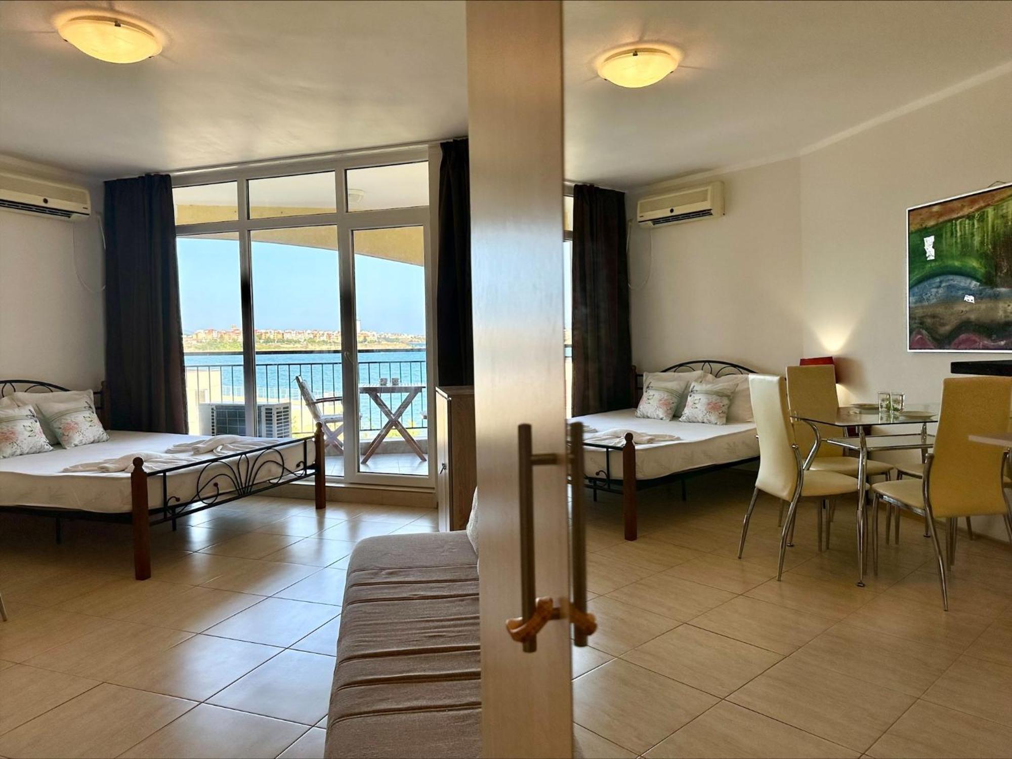 Menada Grand Resort Apartments Aheloy Bilik gambar