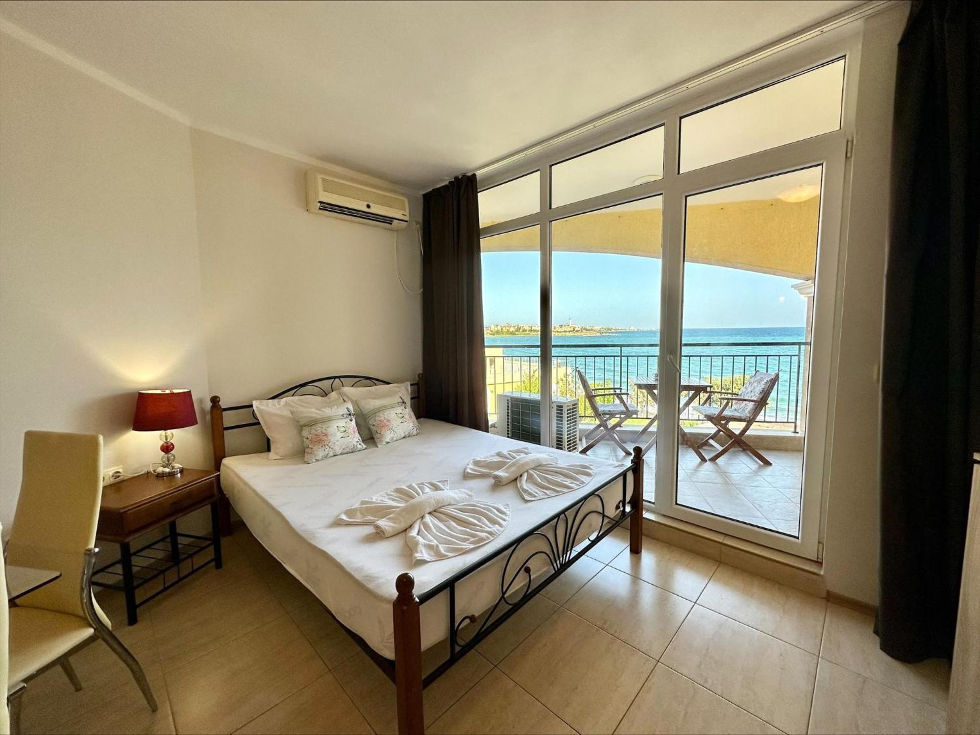 Menada Grand Resort Apartments Aheloy Bilik gambar