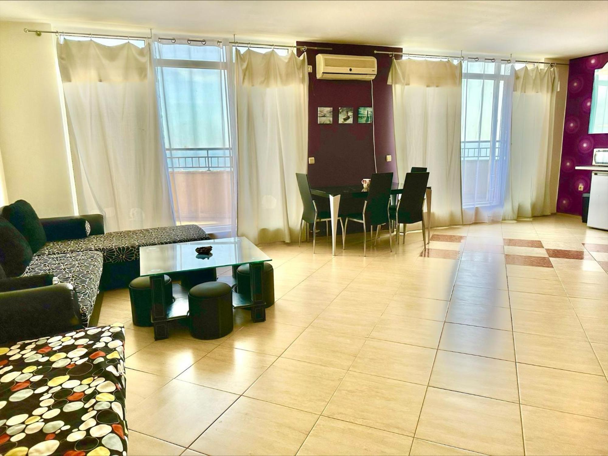 Menada Grand Resort Apartments Aheloy Bilik gambar