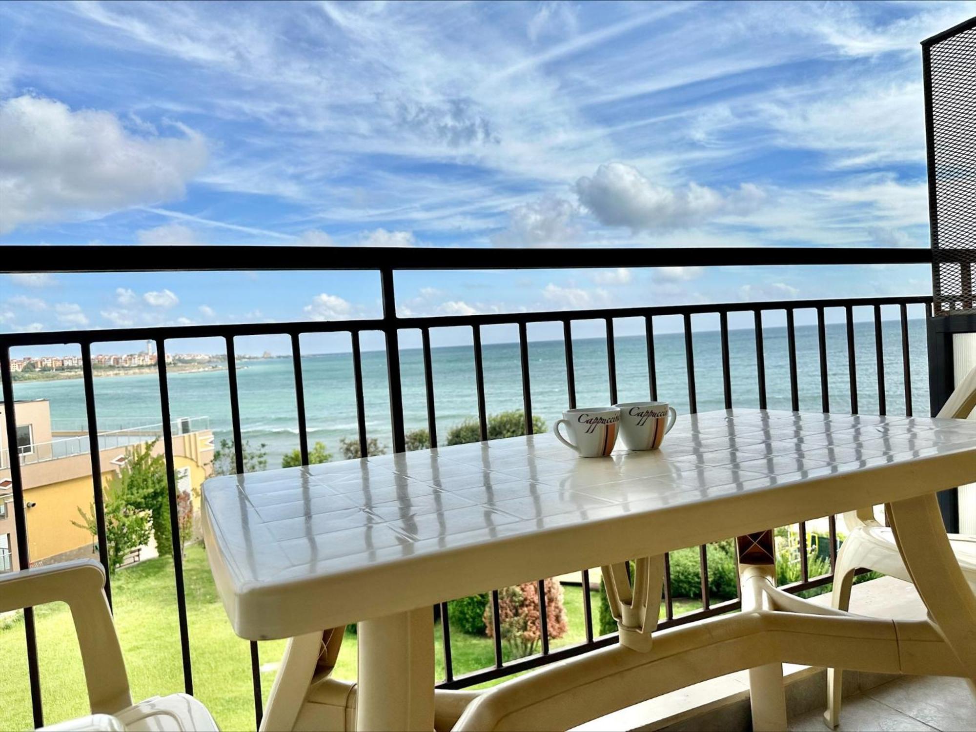 Menada Grand Resort Apartments Aheloy Bilik gambar