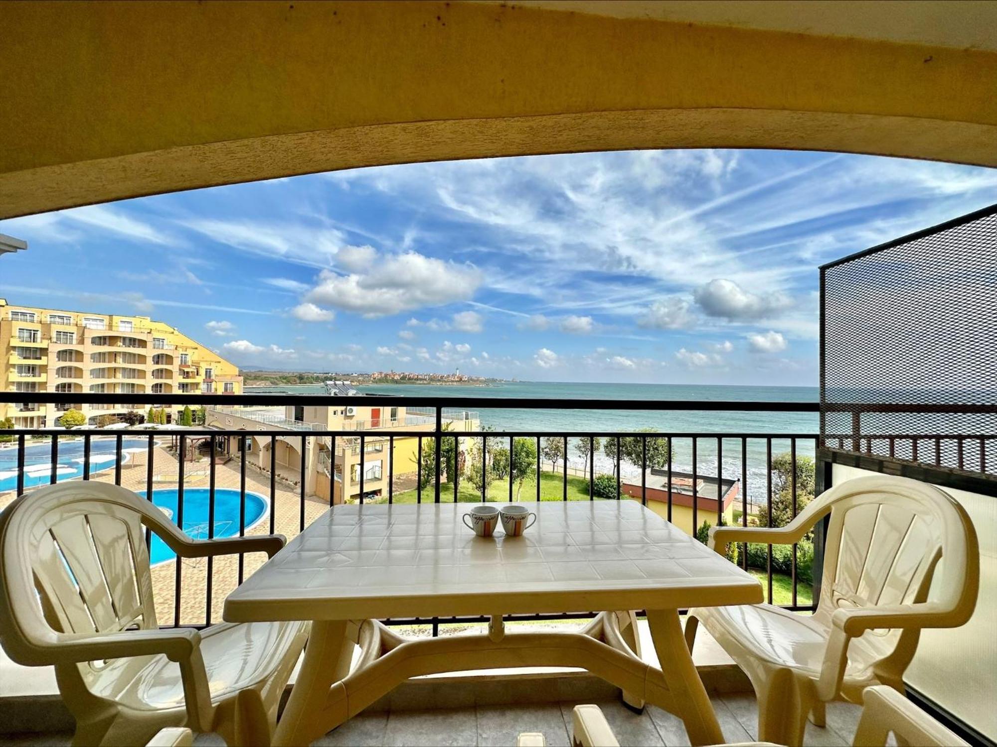 Menada Grand Resort Apartments Aheloy Bilik gambar