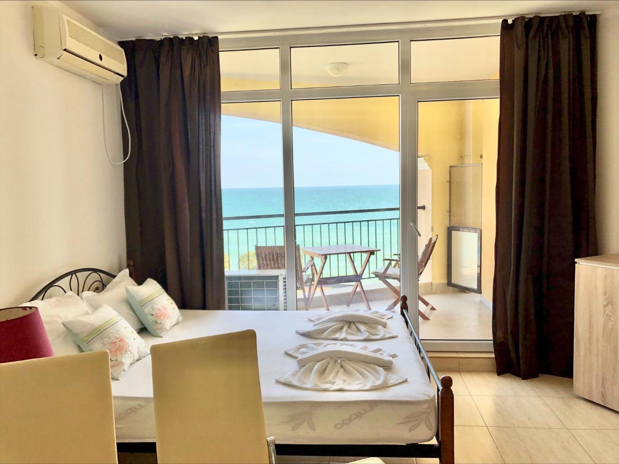 Menada Grand Resort Apartments Aheloy Bilik gambar