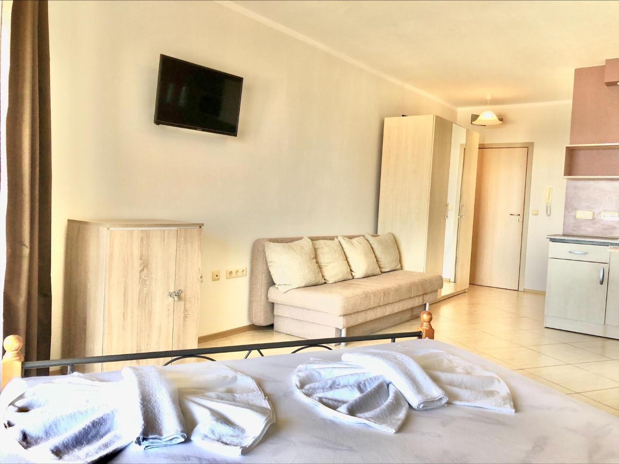 Menada Grand Resort Apartments Aheloy Bilik gambar